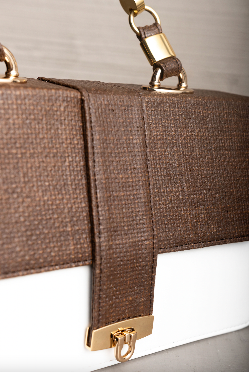 NOPCAF PURSE WITH TAGUA SEEDS HANDLE