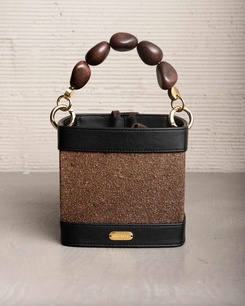 SELVIA PURSE WITH TAGUA SEEDS HANDLE