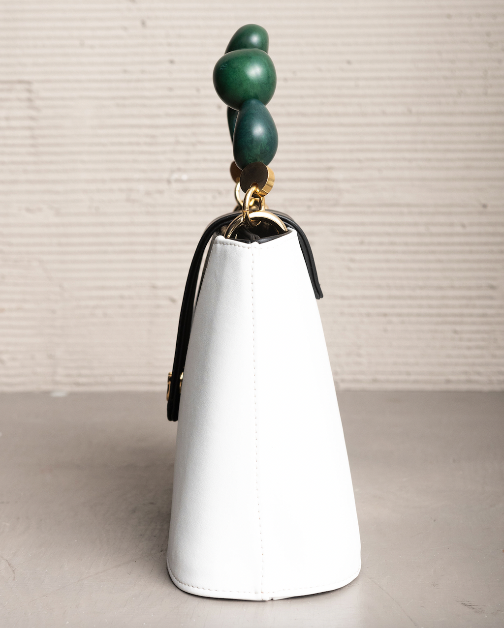 SENDA PURSE WITH TAGUA SEEDS HANDLE