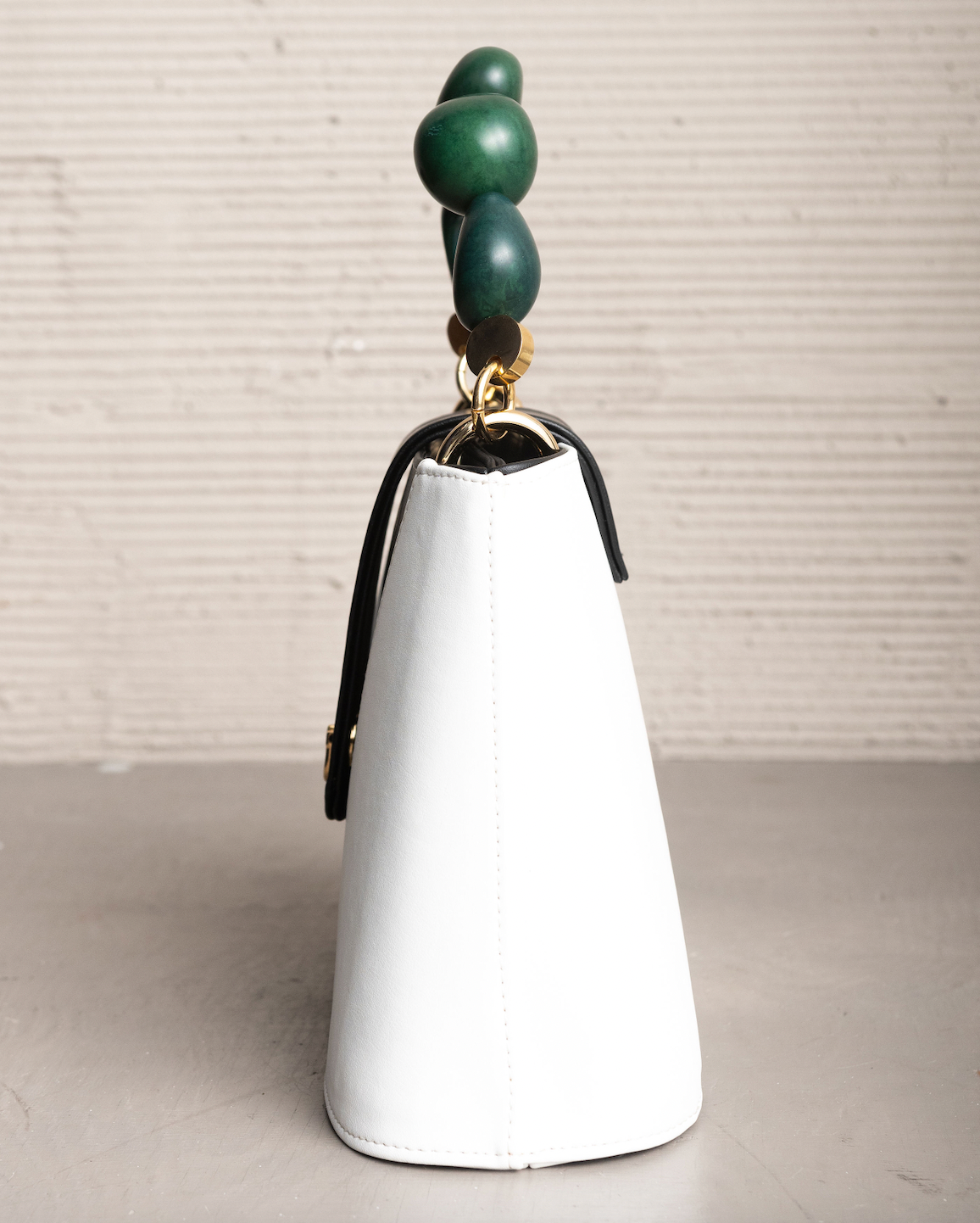 SENDA PURSE WITH TAGUA SEEDS HANDLE