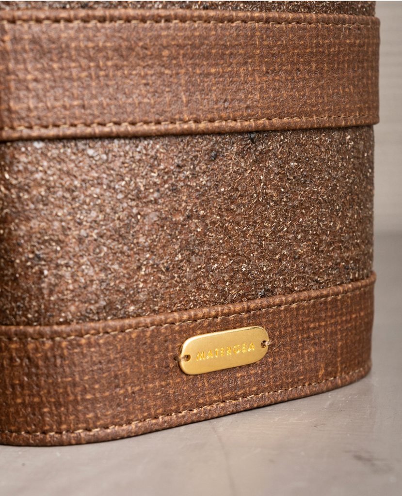 VETRA BUCKET WITH TAGUA SEEDS HANDLE