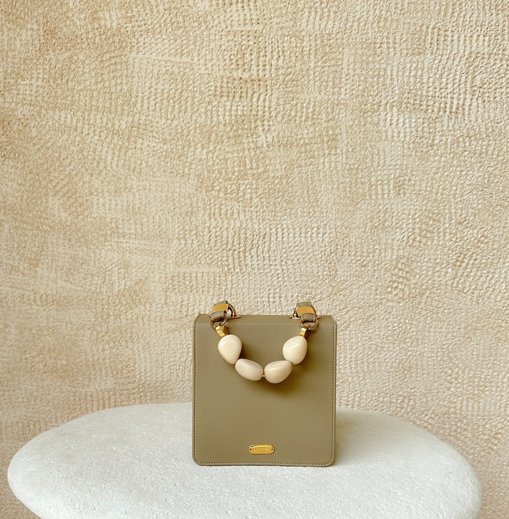 Taupe Vitta Petals Cactus Line with White Tagua Handle