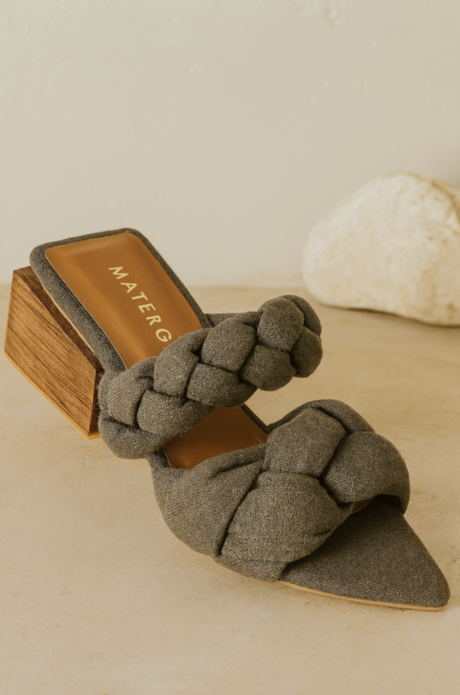 GREEN OLIVE TAVARA SANDALS