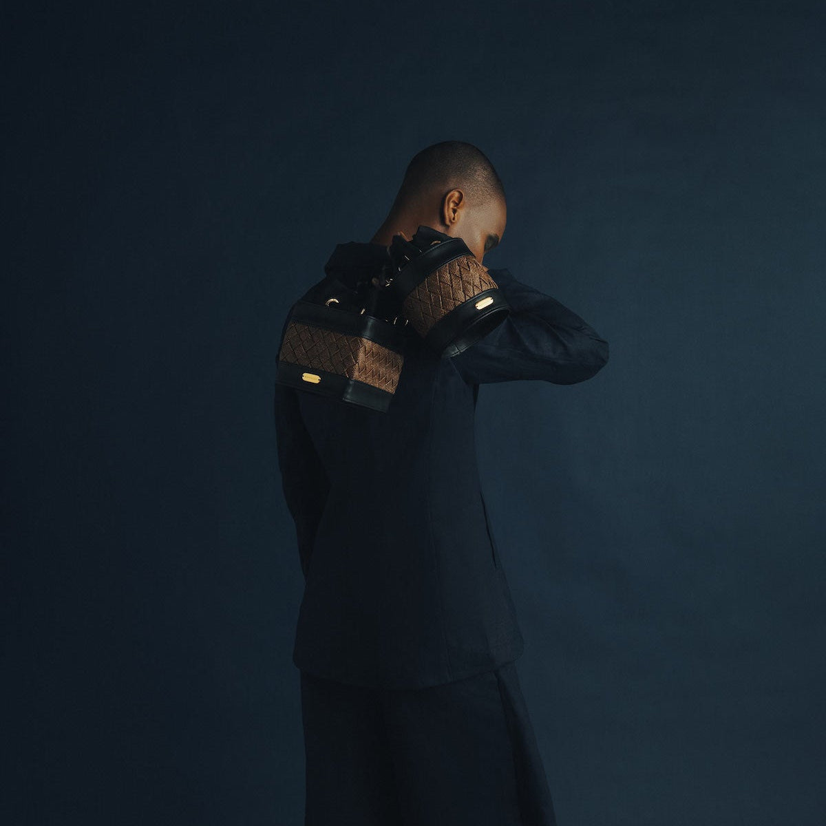 Lumetra Braided Bucket